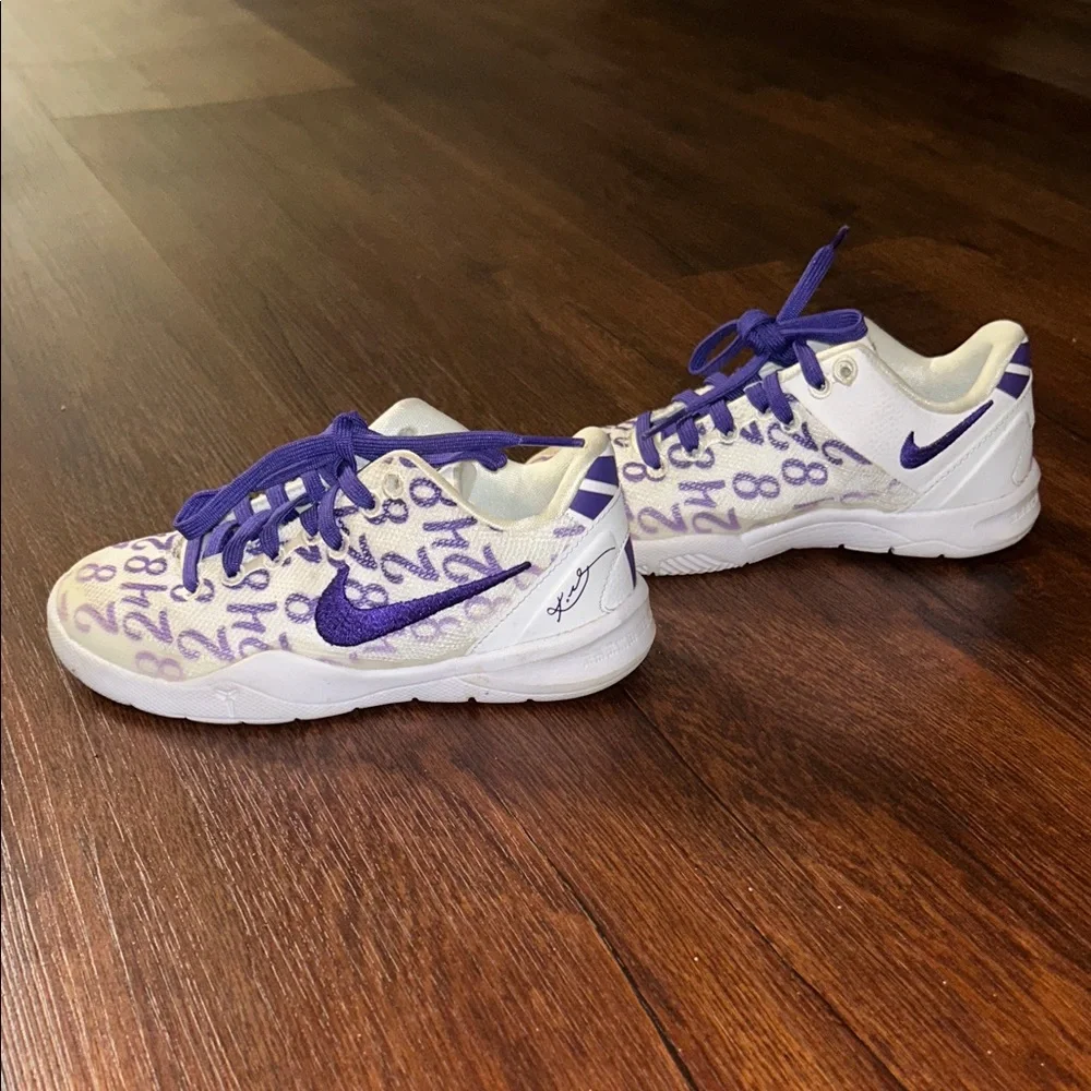 Boys Size 11 Nike Purple and White Kobe’s